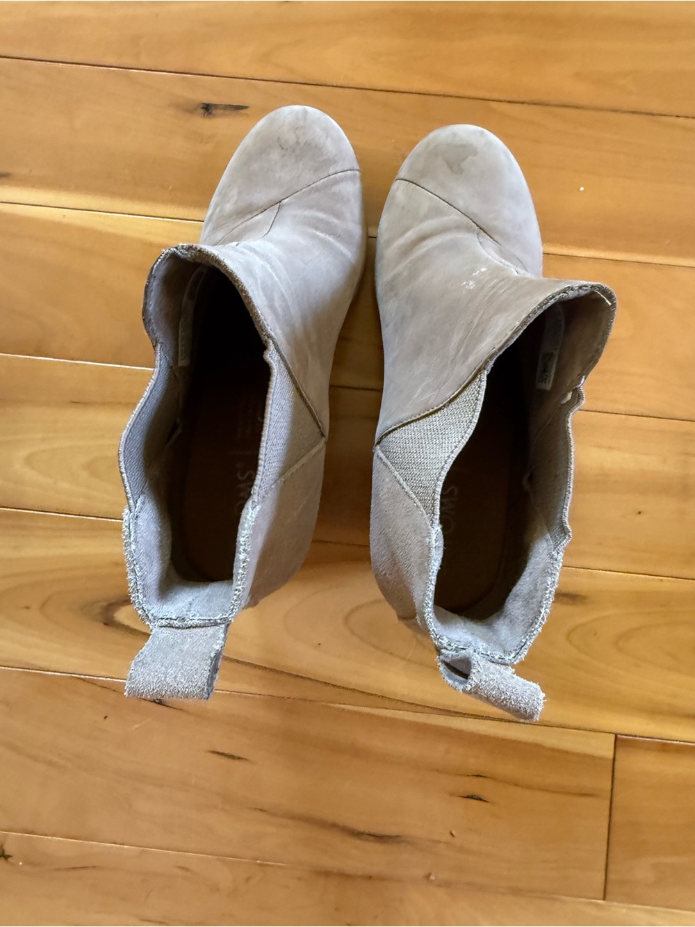 Toms Women's Ankle Booties in Light Taupe Suede